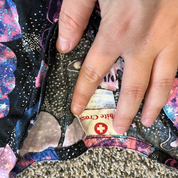 Bundle Mixed Pattern scrub Tops - Picture 4 of 7